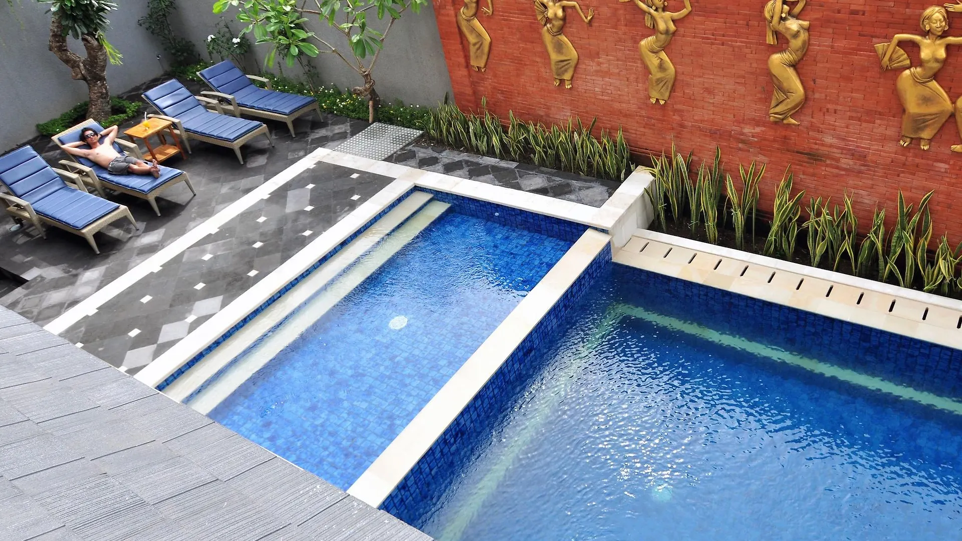 Jesens Inn II كوتا إندونيسيا