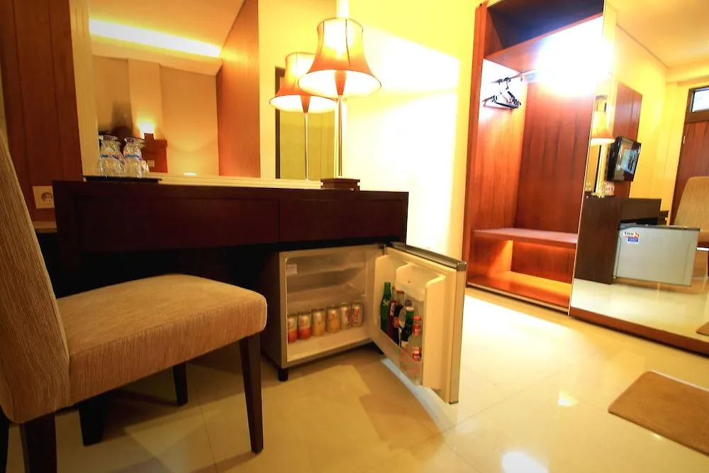 Jesens Inn II كوتا 3*,